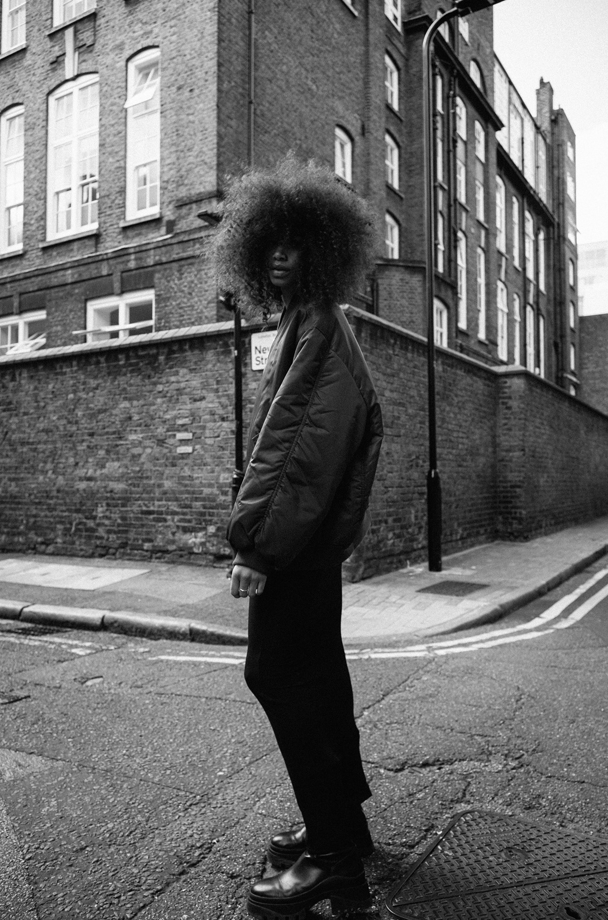 28mm andre josselin Fashion  Leica London mood portraits Zeiss