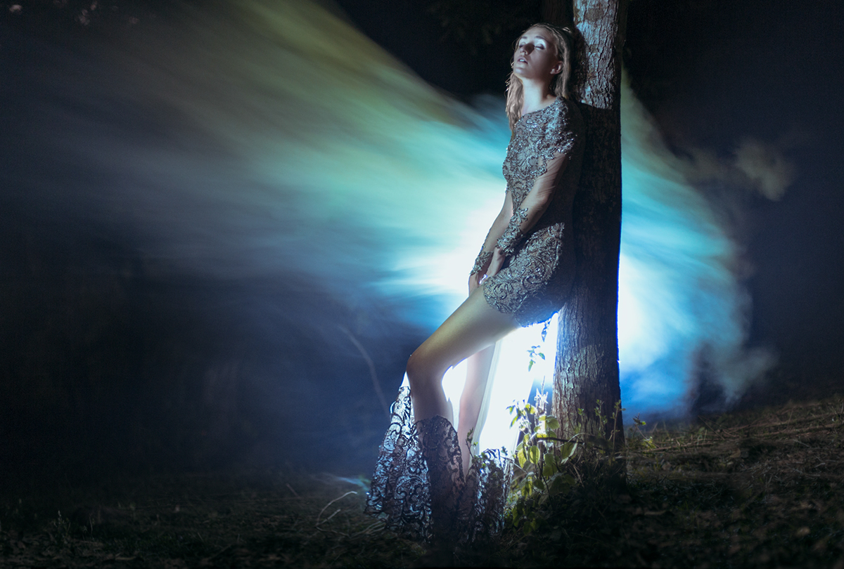 dark woods lighting ethereal girl Ps25Under25 portrait fantasy conceptual Moody DUSK skin mysterious