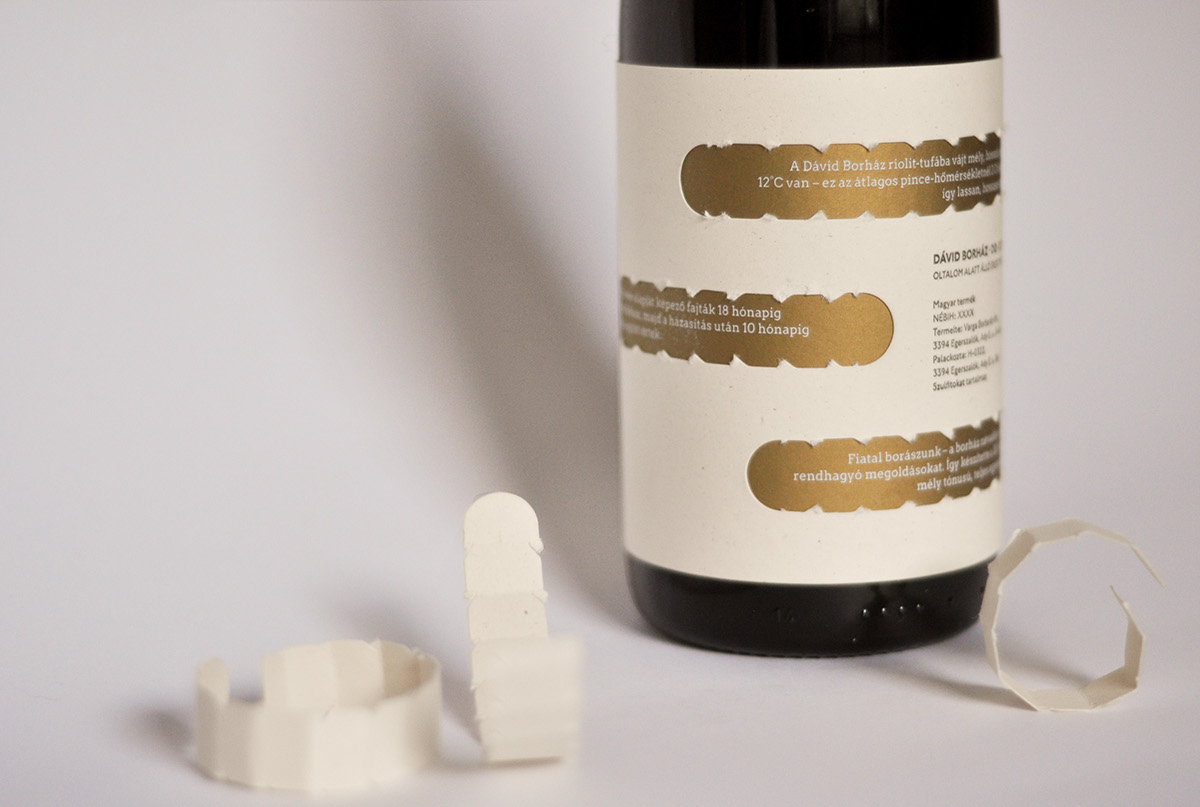 wine wina label package Perforation cuvee Cégér bor boros címke csomagolás perforáció
