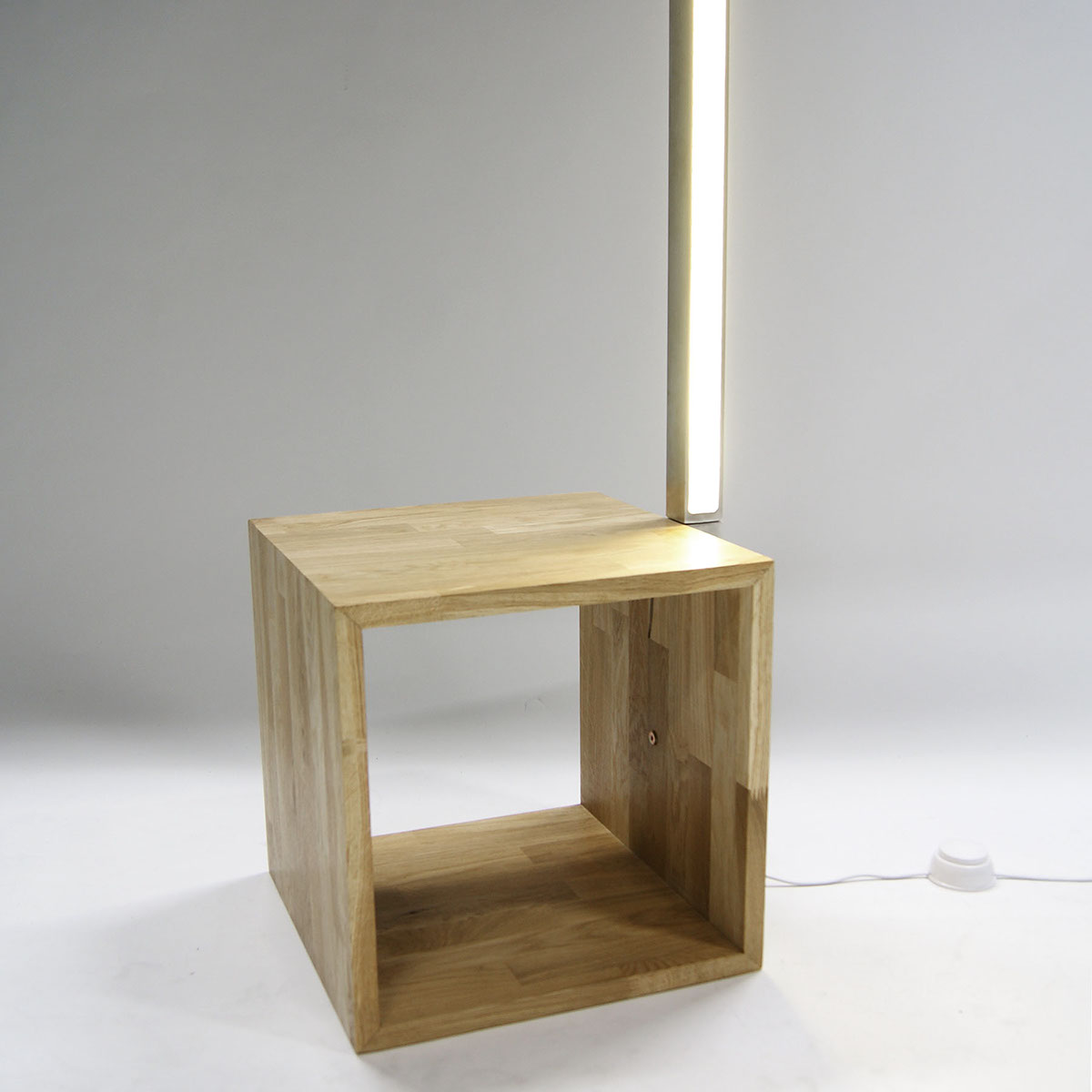 Lamp mutifunctional table stool led light Interior oak aliuminiom rotating 90degrees 360degrees reflecting floor lamp