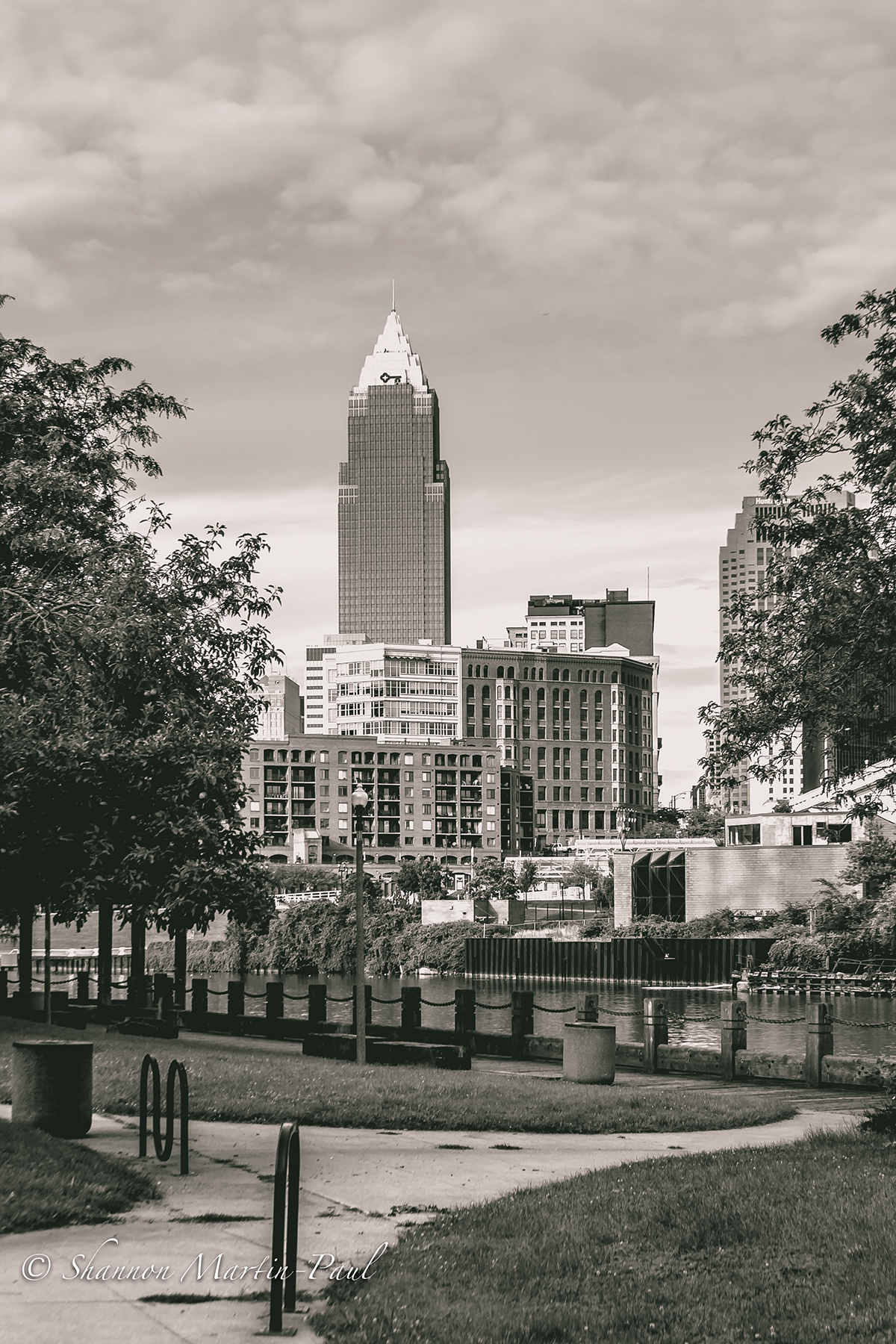 Adobe Portfolio portfolio Landscape Cleveland ohio city digital photography  lightroom Editing  black and white