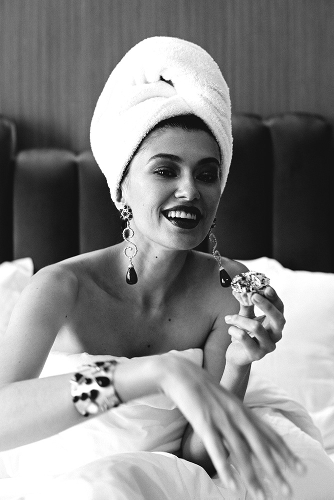 alextsvetkov photographer sexy nude Hot model beauty jewelry hotel towel