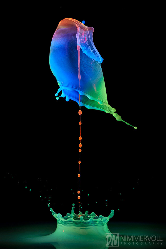 UV Flash fluoreszenz nimmervoll Highspeed liquidart liquid art waterdrop droplet Liquid art fluorescent color