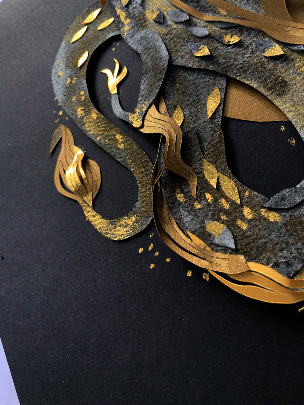 ILLUSTRATION  crafts   mooncake MidAutumn dragon gold luxury modern Packaging
