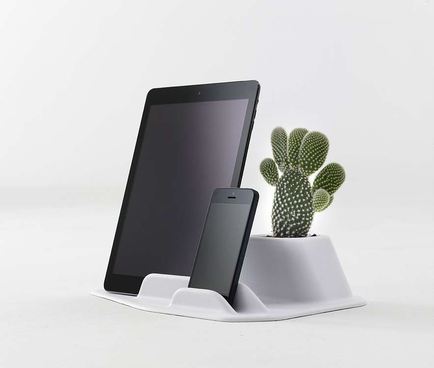 Adobe Portfolio Island iphone iPad holder desk organizer brogliatotraverso brogliato Traverso myyour design