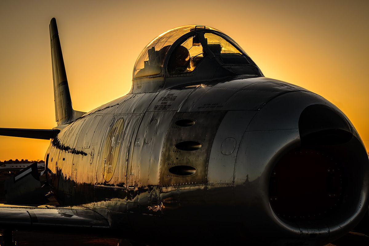 Aircraft airshow F-88 saber Jet korean War warbird