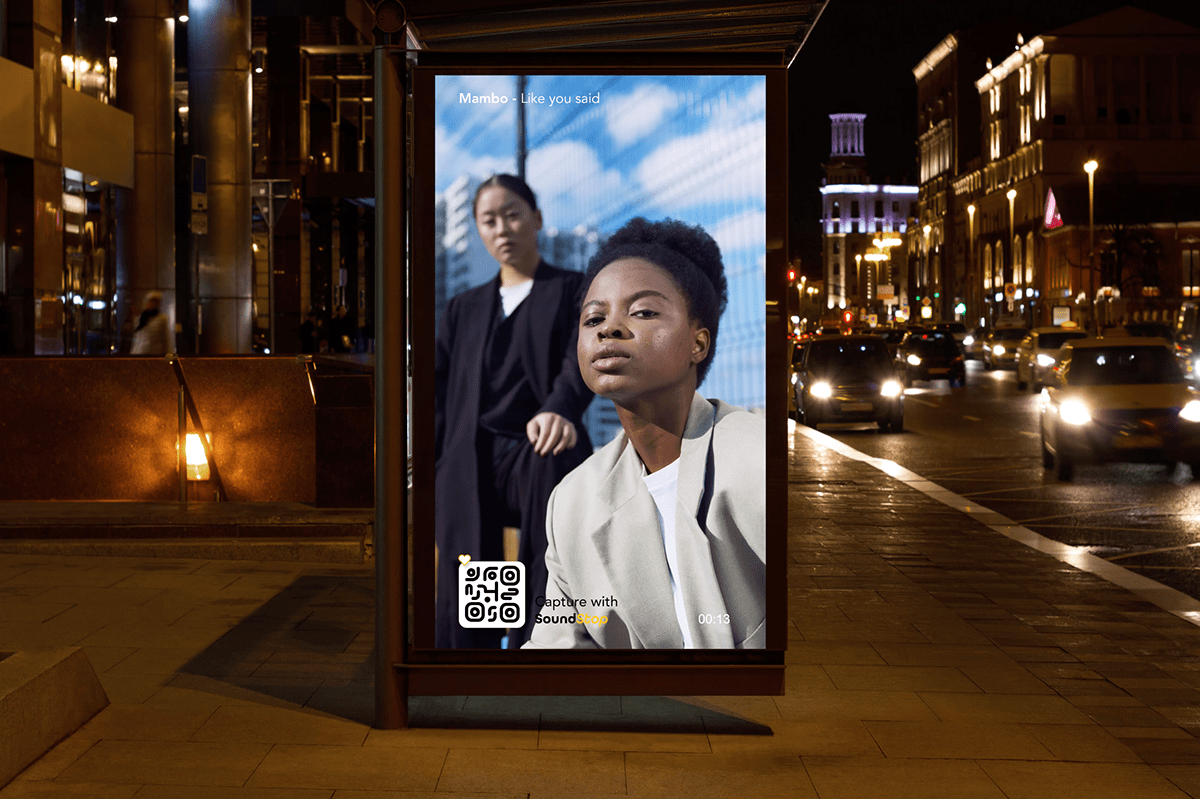 Advertising  animation  app branding  bus stop concept logo Studio Laura UI ux