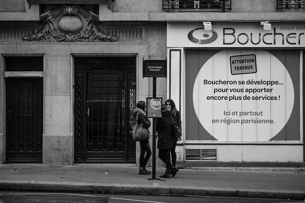 les femmes france Paris kadınlar black White black and white women woman womens susan sontag siyah beyaz Canberk Ulusan Street street photography