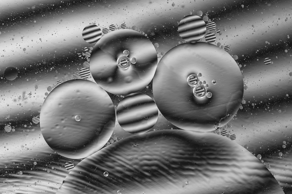 macro Macro Photography black and white lines stripes bubbles water Liquid circle psychedelic trippy nydia lilian abstract