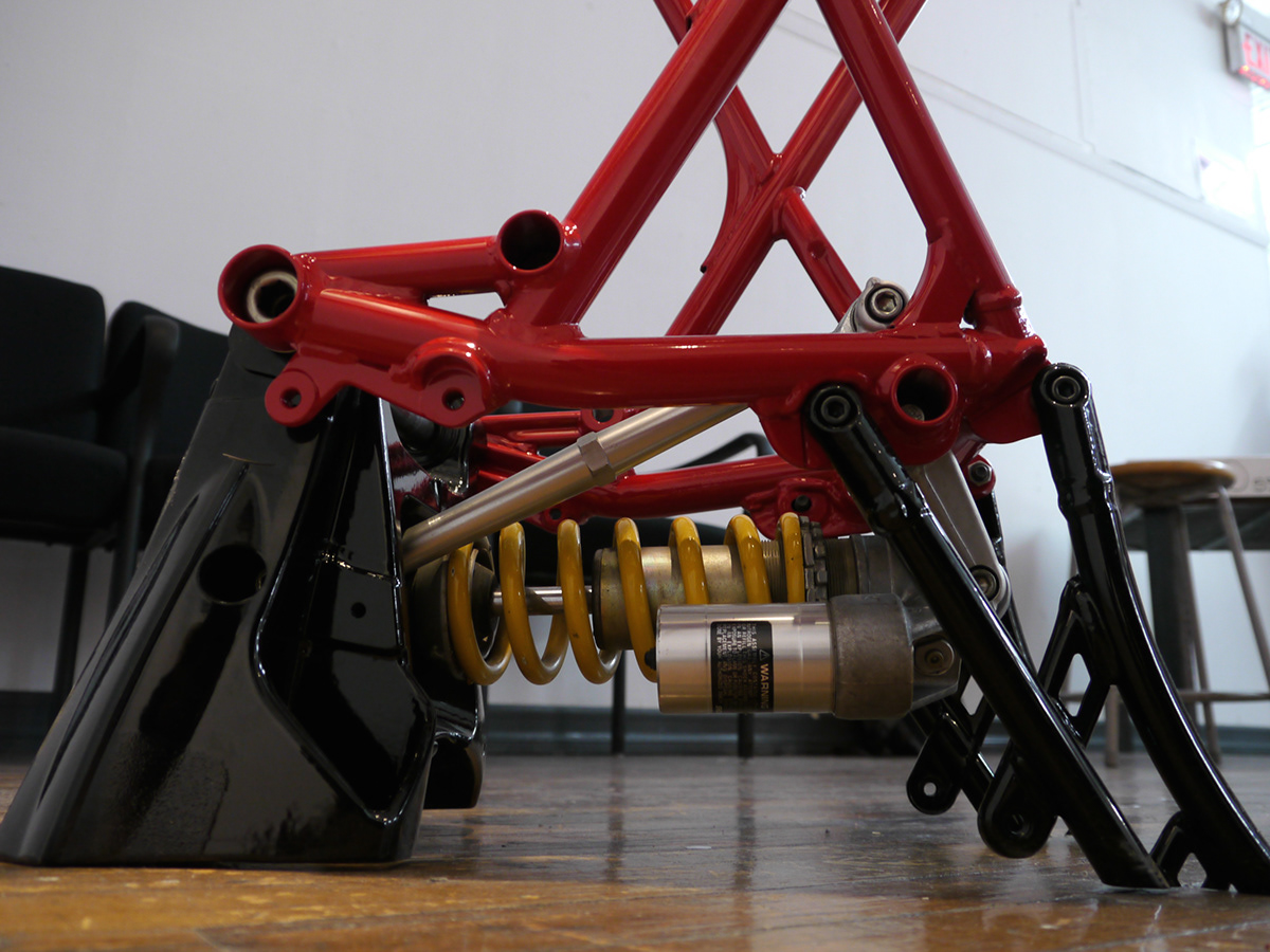 #Pratt#IndustrialDesign#Furniture#Ducati#999#desmo#automotiveart#cafe#