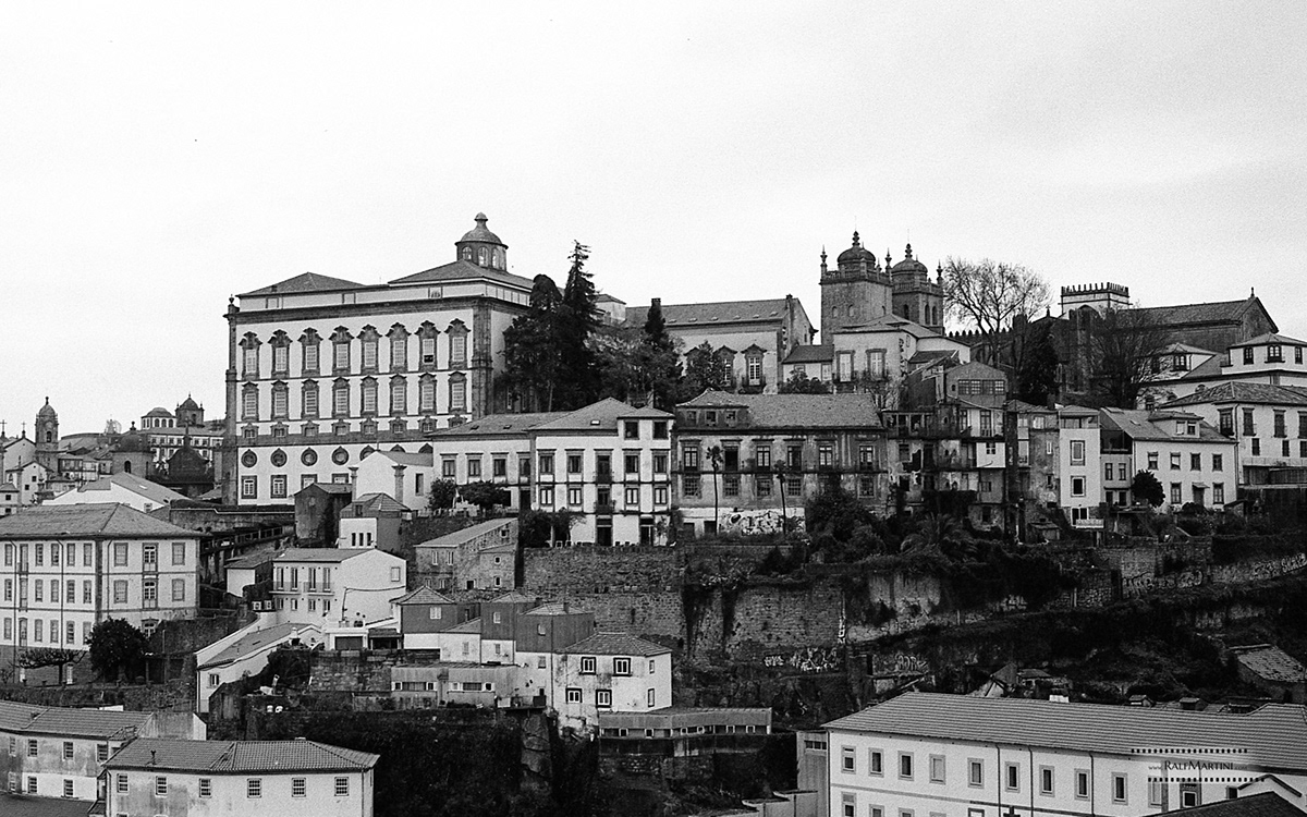 Portugal Lisbon Algarve architecture historic timeless FilmPhotography Black&white beach Landscape
