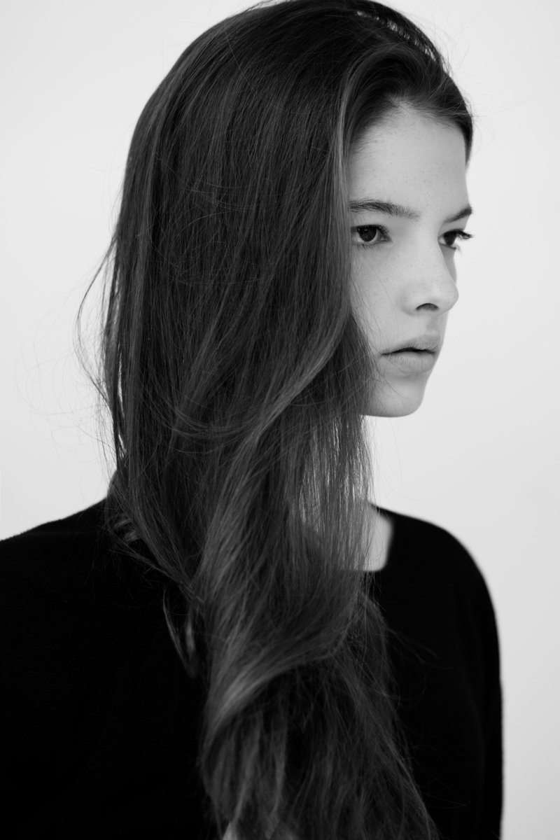 black and white studio model test daylight portrait brunette simple no make up MODELS 1 London White black