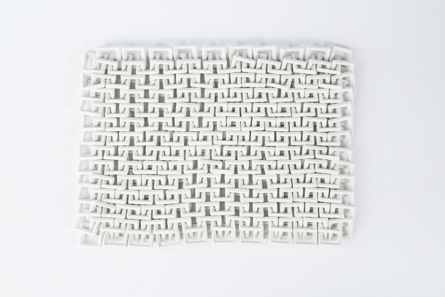 chain slip cast porcelain structure grid mobile variable