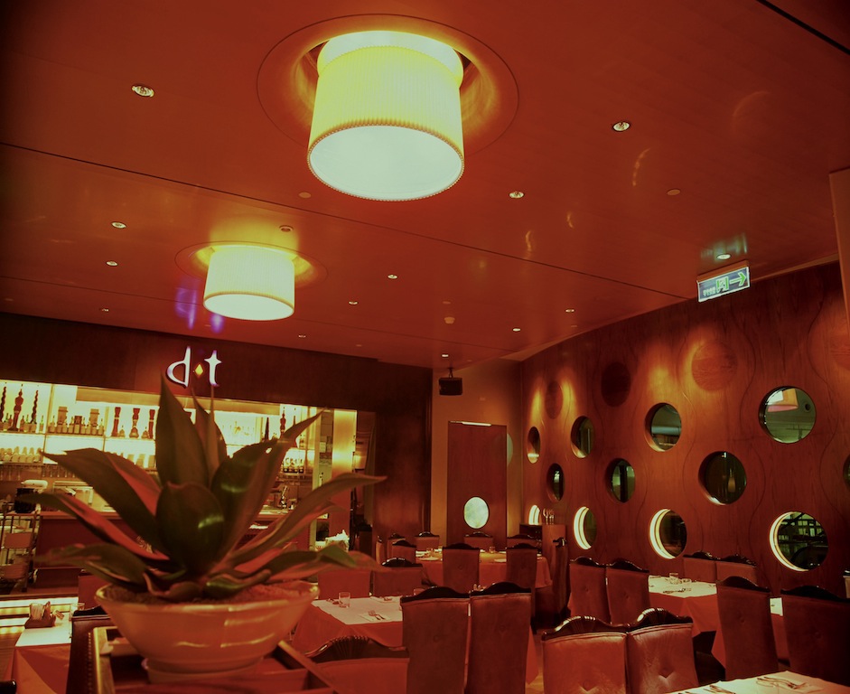 Adobe Portfolio Interior restaurant