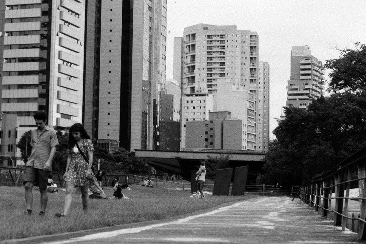 35mm analog architecture black and white film photography photographer Photography  portrait são paulo street photography
