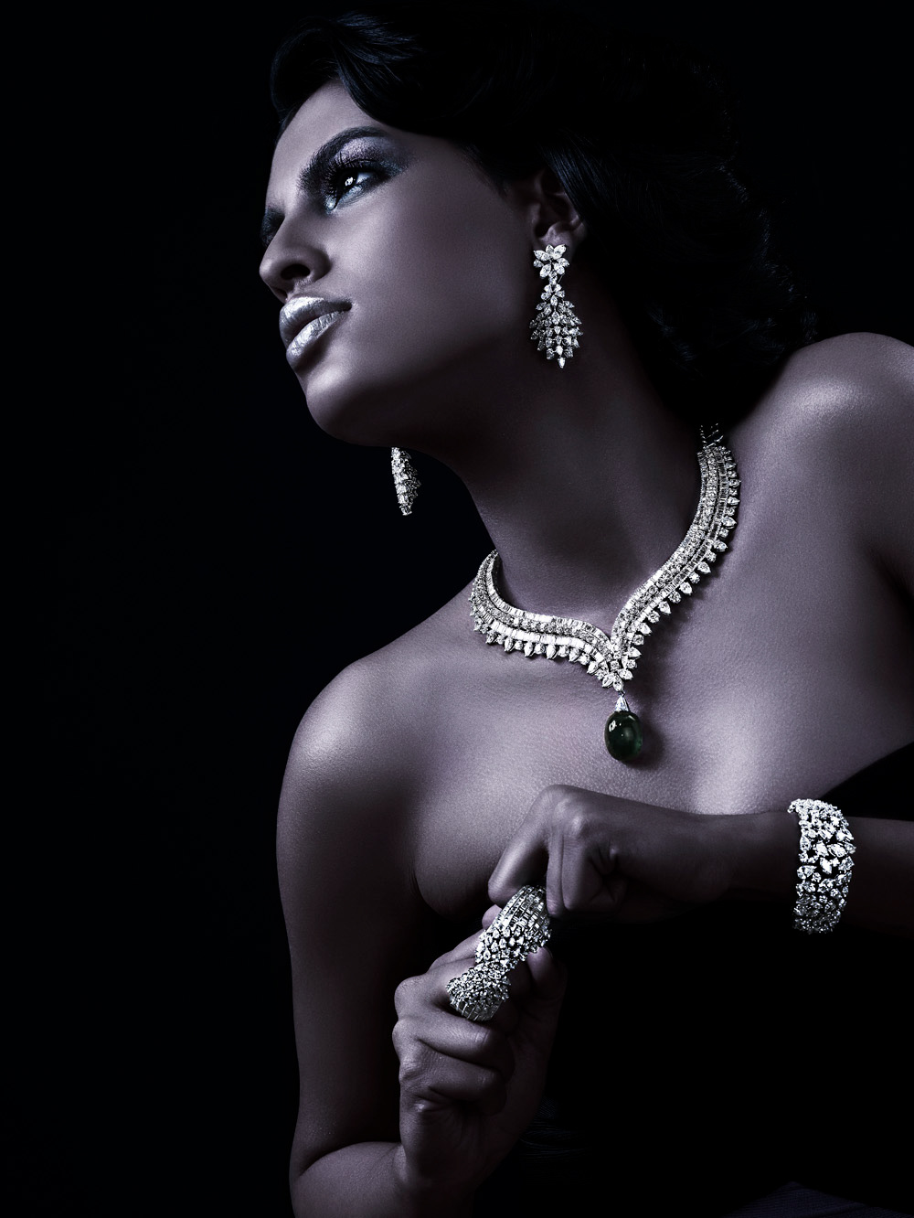 jewelry India fashion photography Jewelry Photography Taciane Inaaya dark JEMS stones photographer