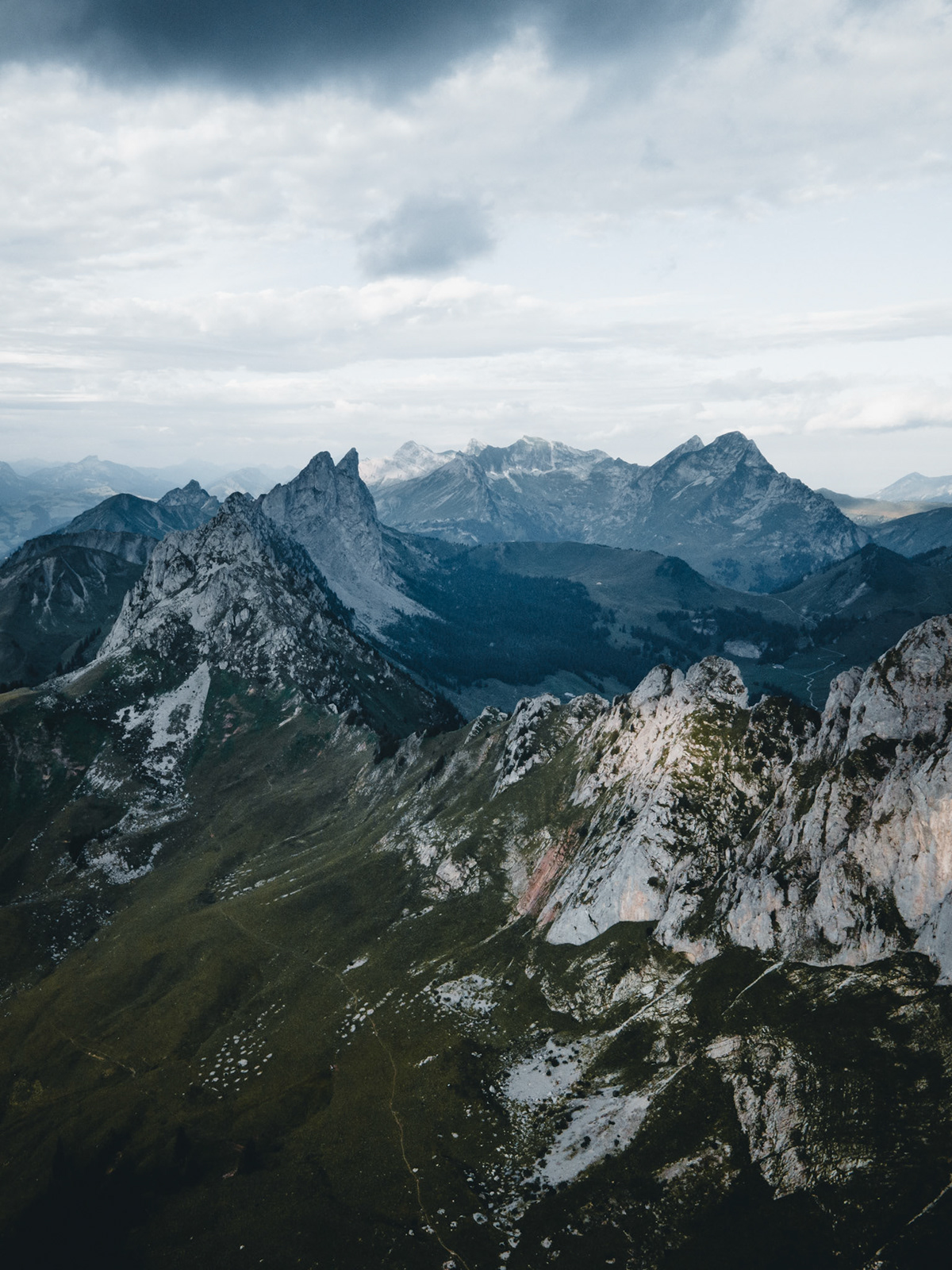 Adobe Portfolio Droneshots Landscape Landschaft Landschaftsfotografie Mavicair Alpen gastlosen Schweiz Switzerland