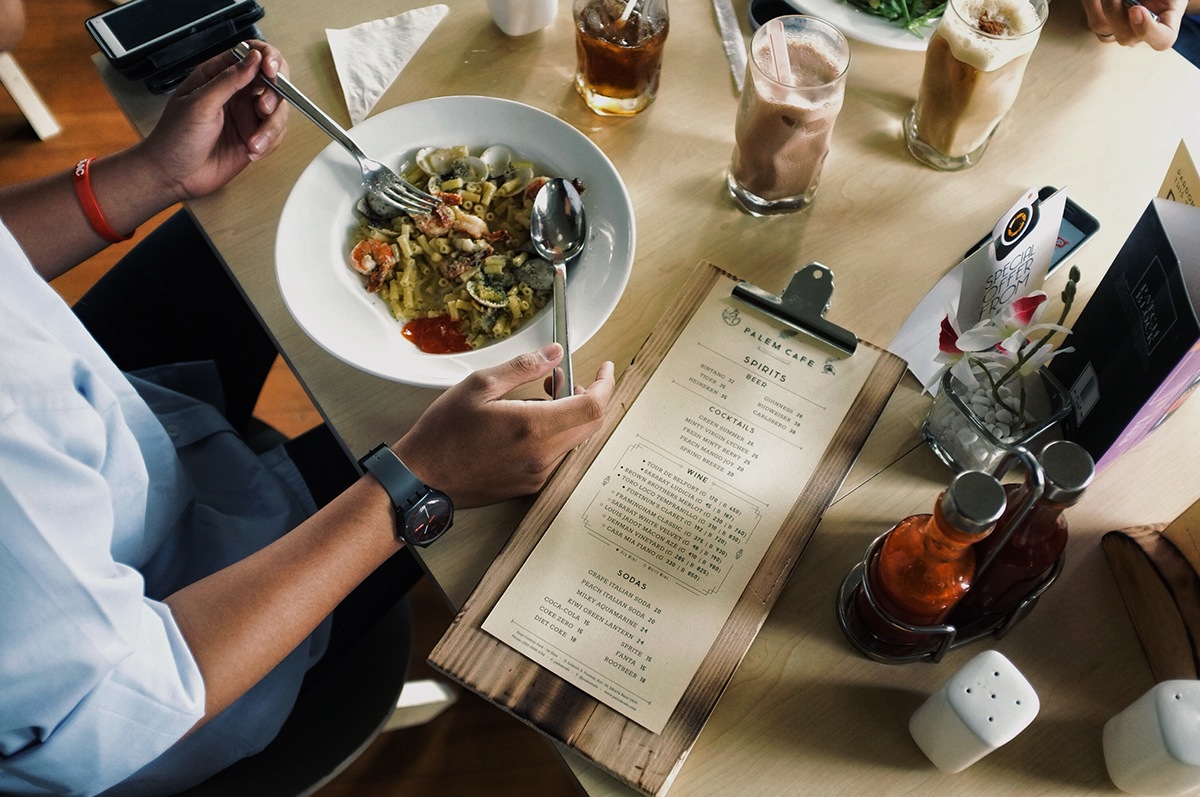 rebranding visual identity restaurant western menu dining indonesia redesign illustrations vintage wood grill Food  cafe
