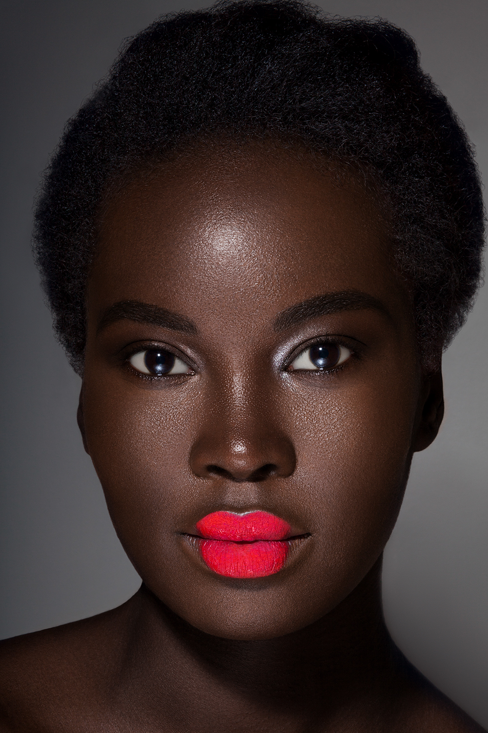 beauty makeup retoucher black skin colour model face lips postproduction
