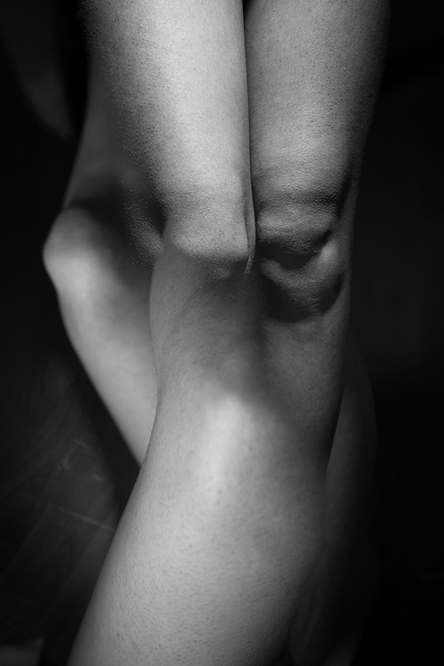 body beden double ecposure black and white b&w art hand leg woman Sense emotion