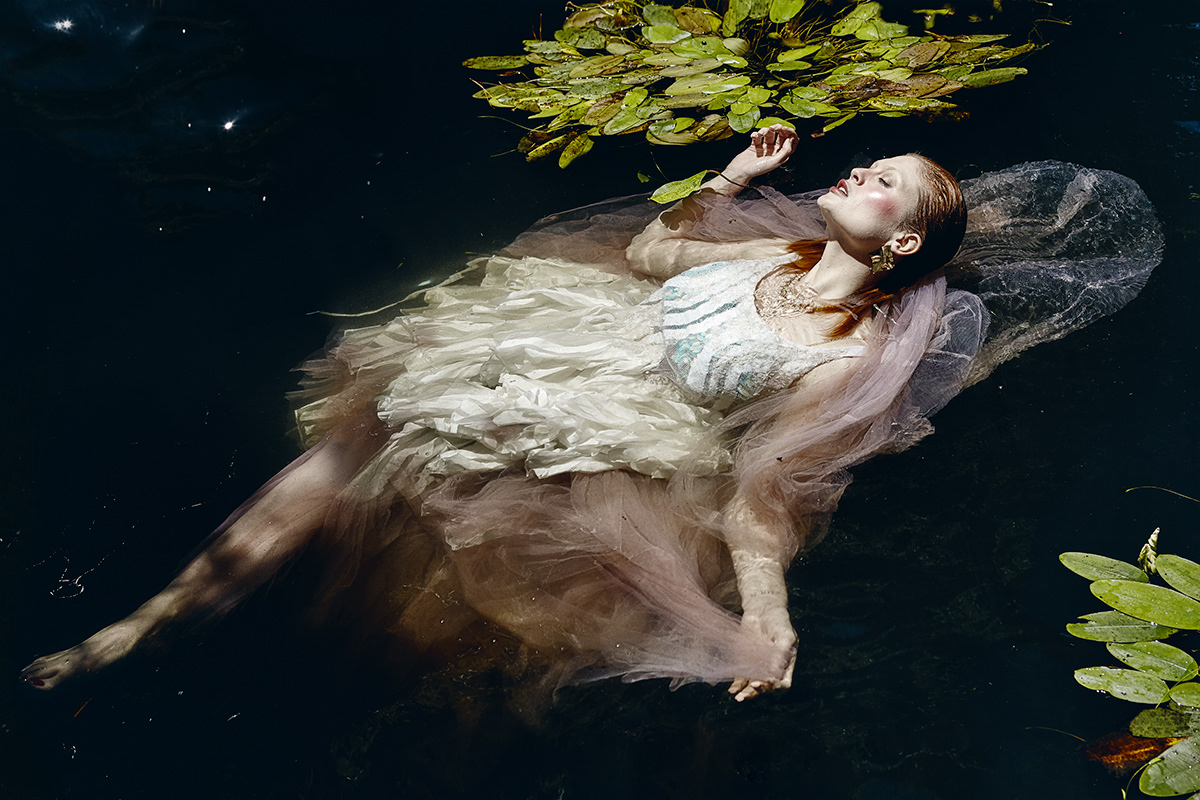 ClaudeMonet impressionistart FINEART Fashion  water underwaterphotography photoshoot art ArtDirection impressionist
