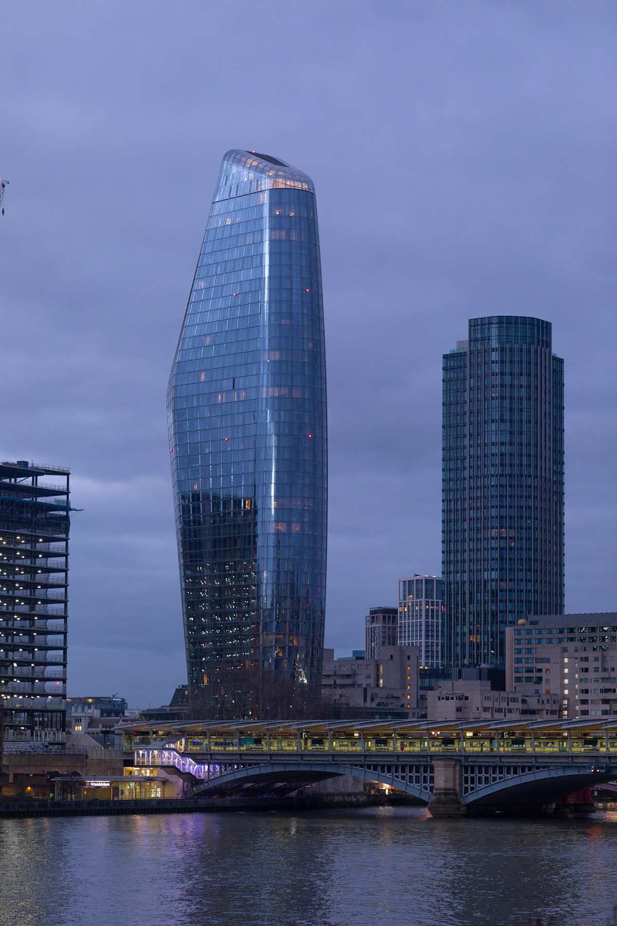 architecture light London london skyline Photography  Shane Aurousseau Sunrise sunset thames river travel photography