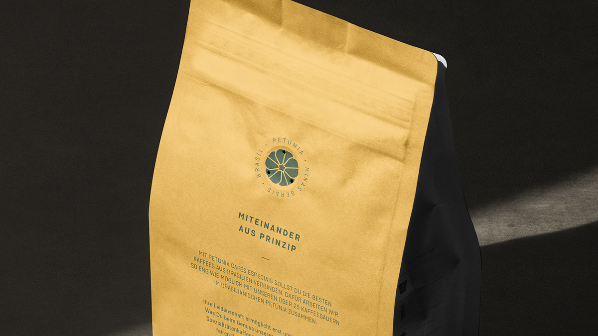 Brand Design brand identity branding  Coffee embalagem identidade visual Logo Design Logotype Packaging visual identity