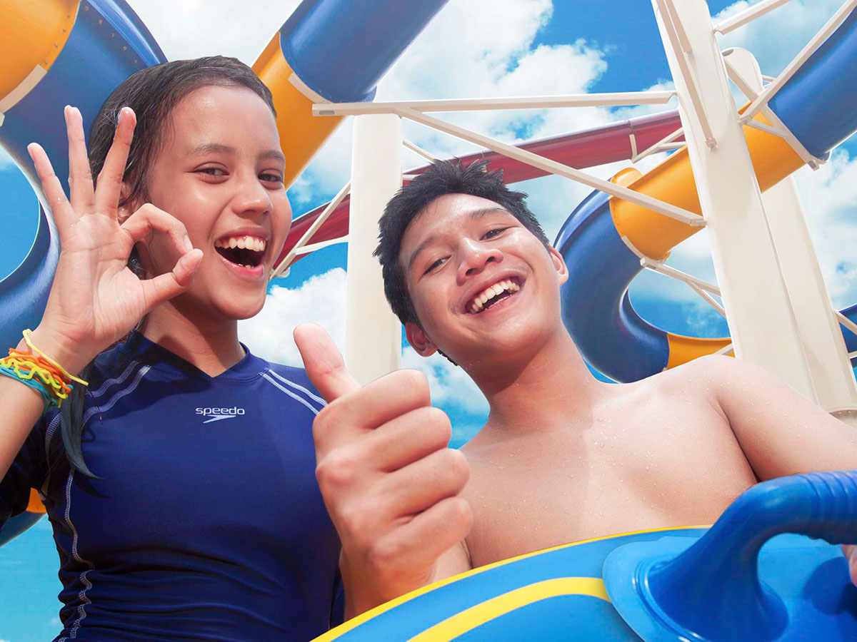 grievera Altlantis crazy slide jakarta dreamland water themepark