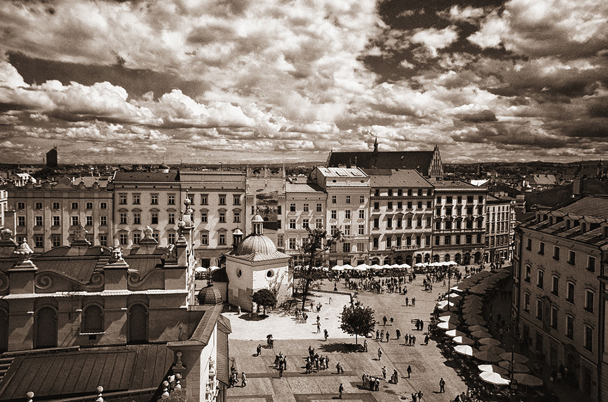 Kracow poland Cracovia Europe photo fine art black and white old photo building tag trip voyage viaggio culture