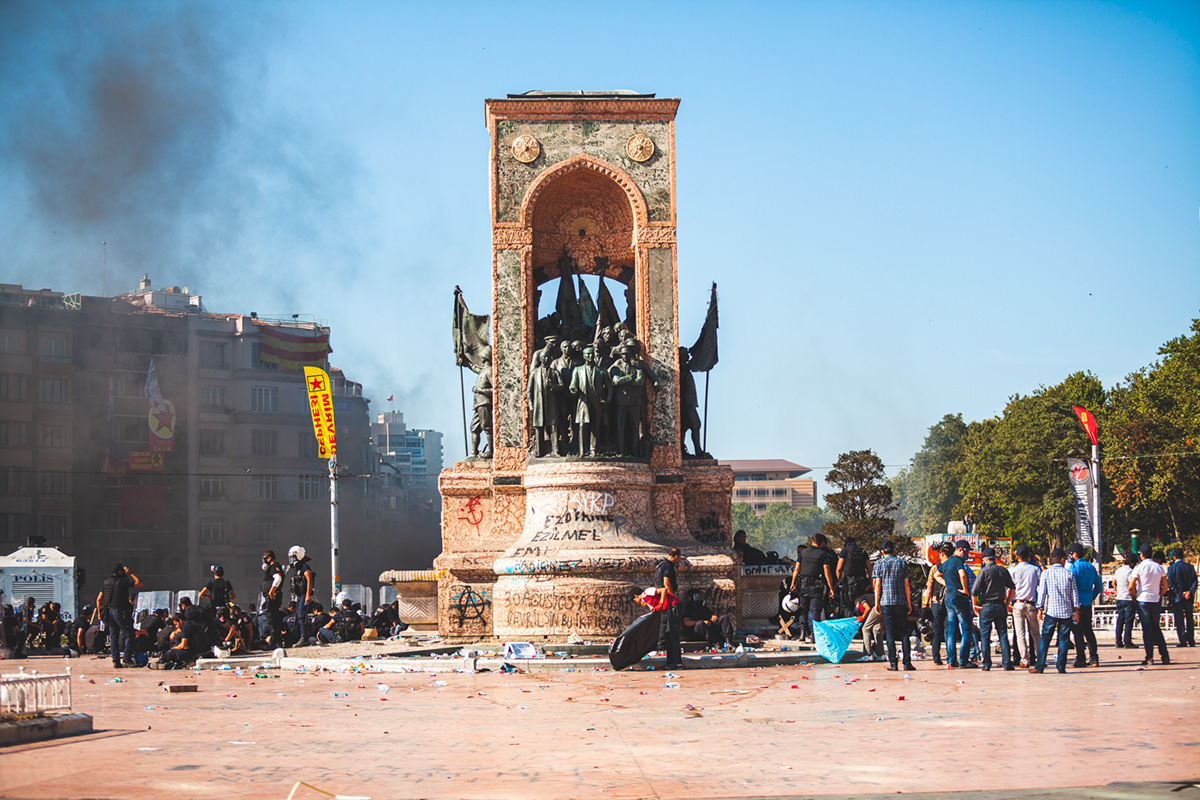 gezi istanbul riot occupy Taksim erdogan police beyoglu istiklal akp