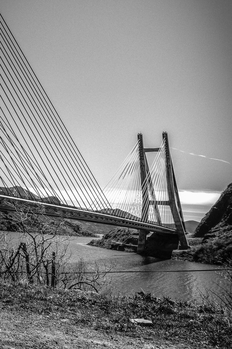 bridge highway road river black and white b&w Tri-x Project lights concrete steel reservoir dam Suspension