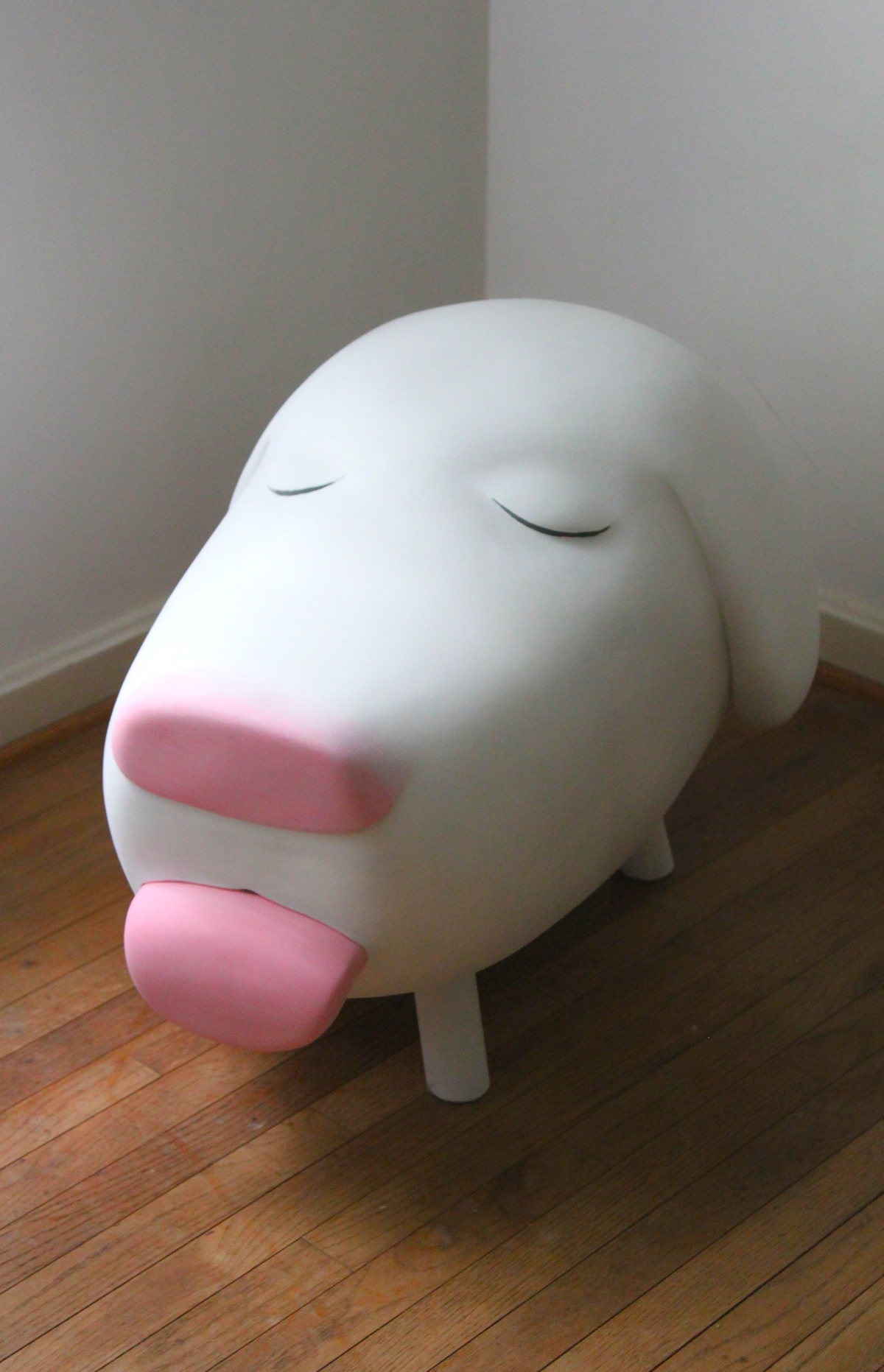 stool chair sculpture dog