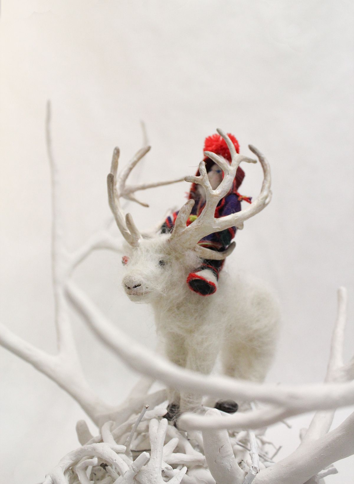 reindeer samitribe European north Arctic antler fabrication craft culture