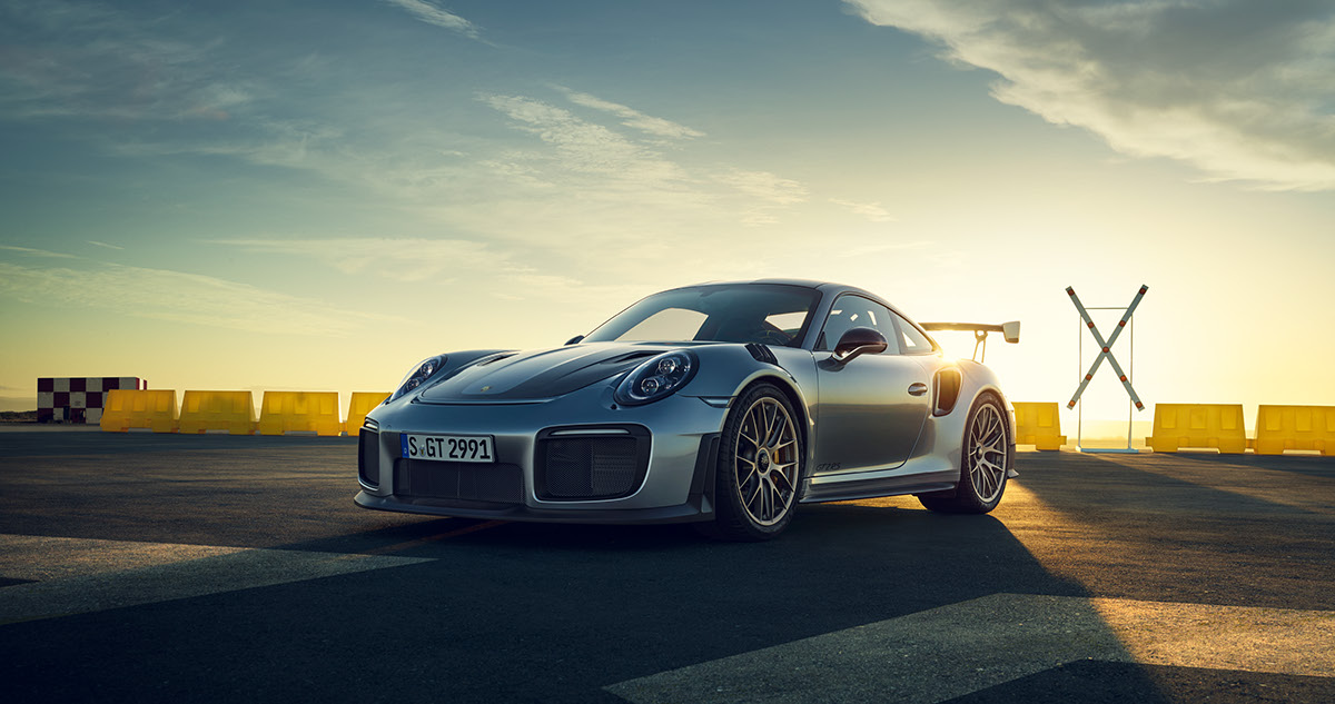 Porsche postproduction automotive   Porsche GT2 RS