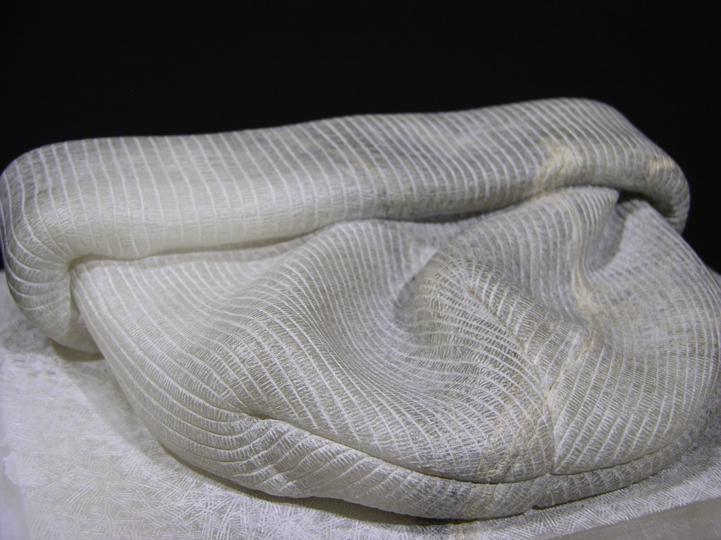 stone wool cap pedro ganogal winter stone carving art spain Alabaster sculpture escultura españa arte
