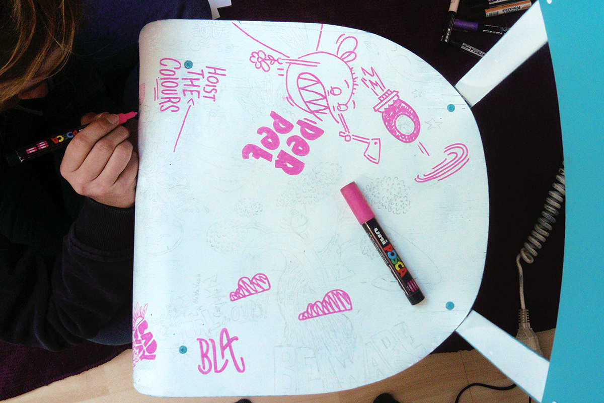 ILLUSTRATION  doodles colored Fly chair streetstyle typography   pink Posca funny