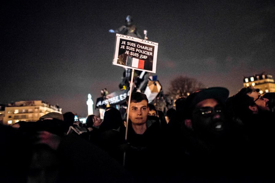 Paris Terrorism bomb Charlie Jesuischarlie demonstration nation