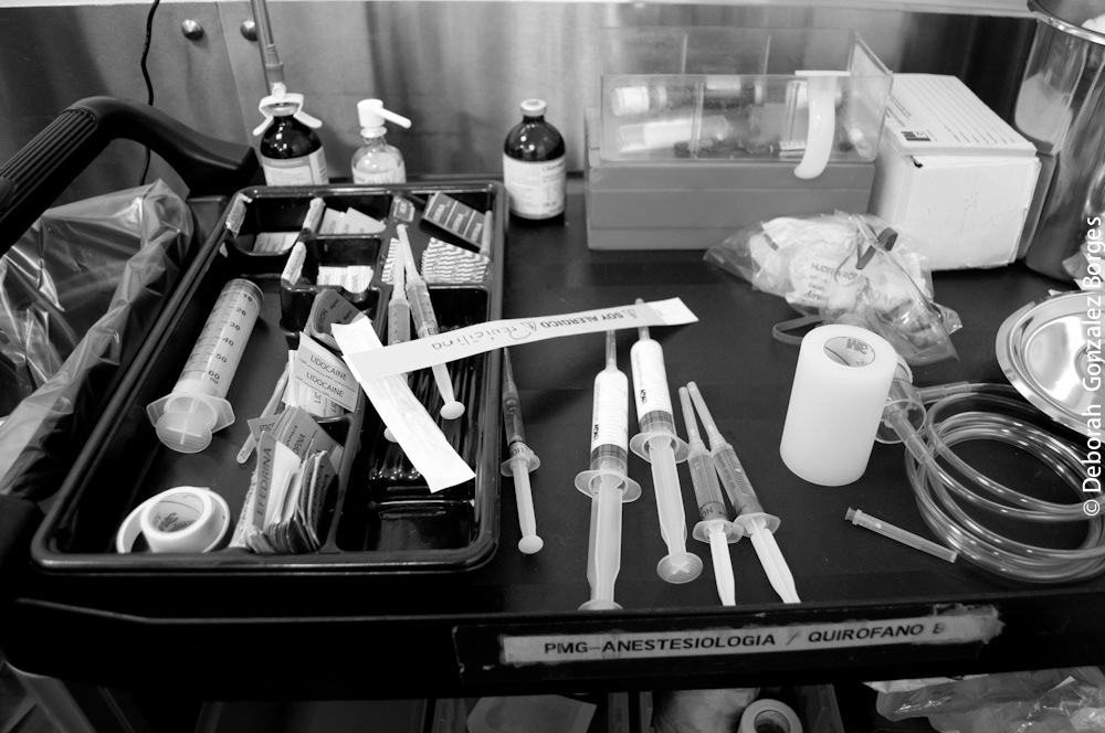 black and white medic caracas venezuela Operating Room