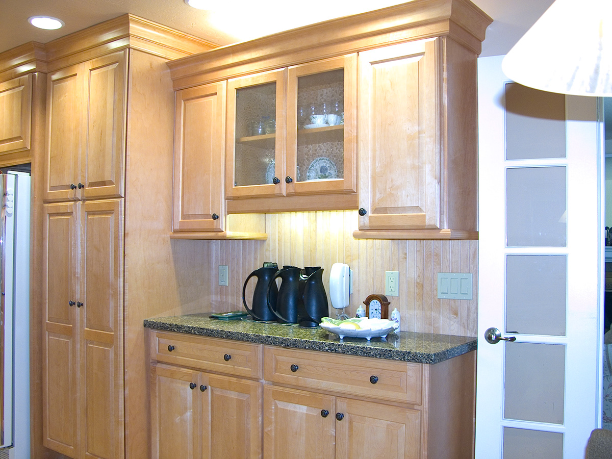 cabinetry kitchen sink  Washer/Dryer tile back spalsh Quartz counter top design renovation remodel