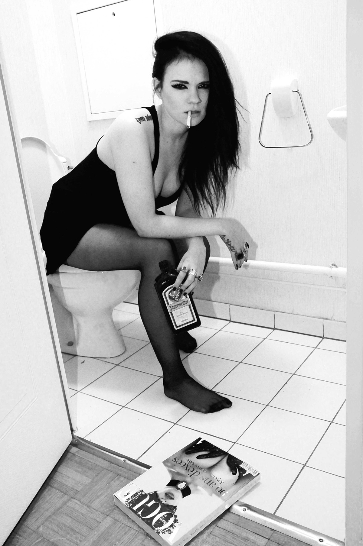 berlin Jagermeister toilet punk girl