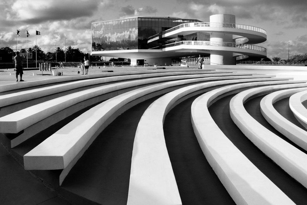 Oscar Niemeyer Brazil Brasil niemeyer tribute black and white
