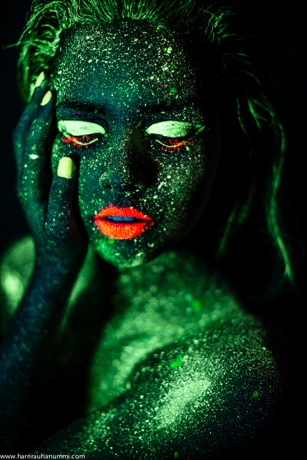 makeup makeup art BODYPAINT blacklight neon