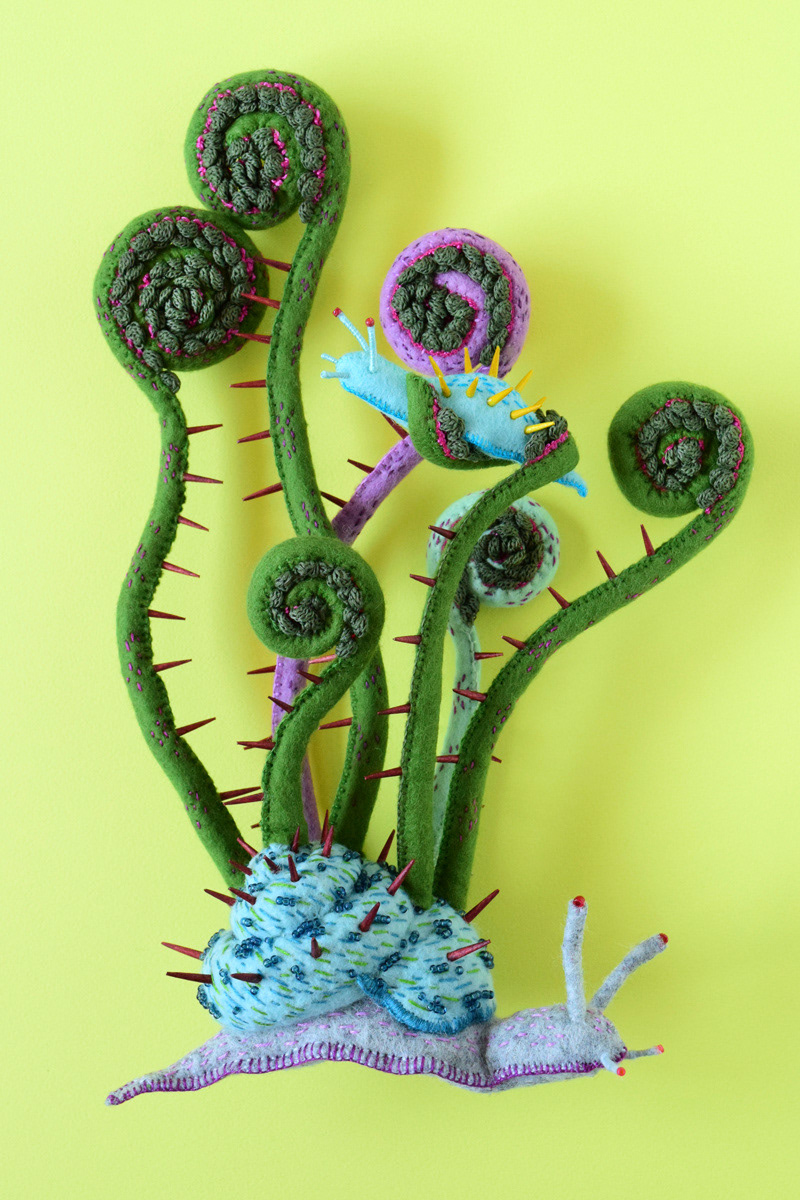 art craft soft sculpture hine mizushima 水島ひね fiber art Embroidery snail fiddlehead plants