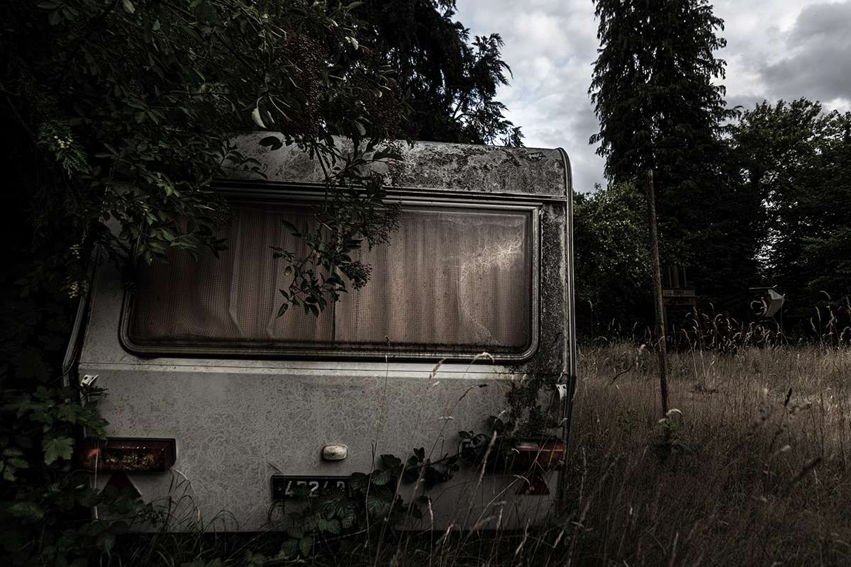 abandoned camping Photography  quiet spooky