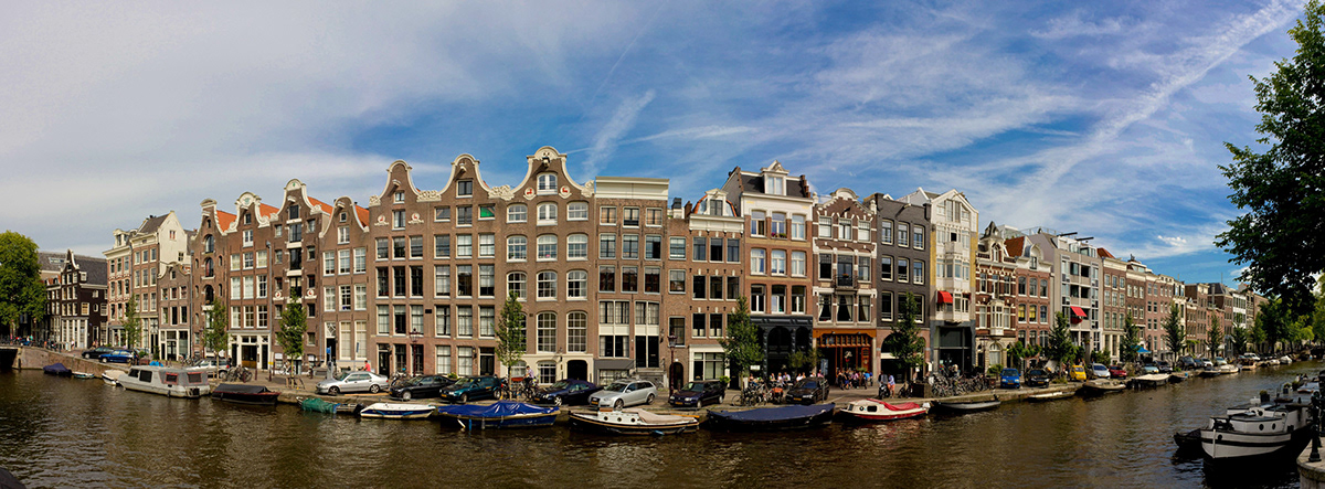 amsterdam Bike canal blonde kid boat panoramic