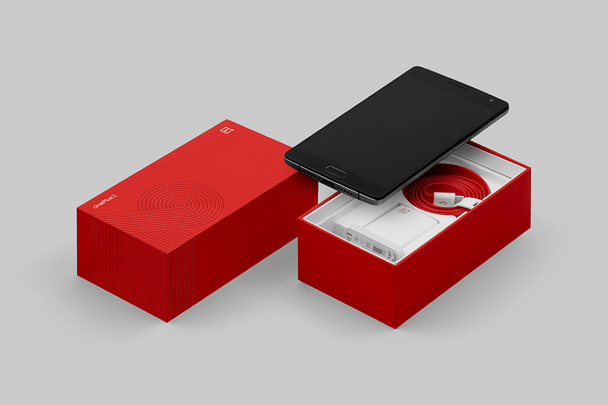 Packaging Mash Creative Two red smart phone phone mobile phone