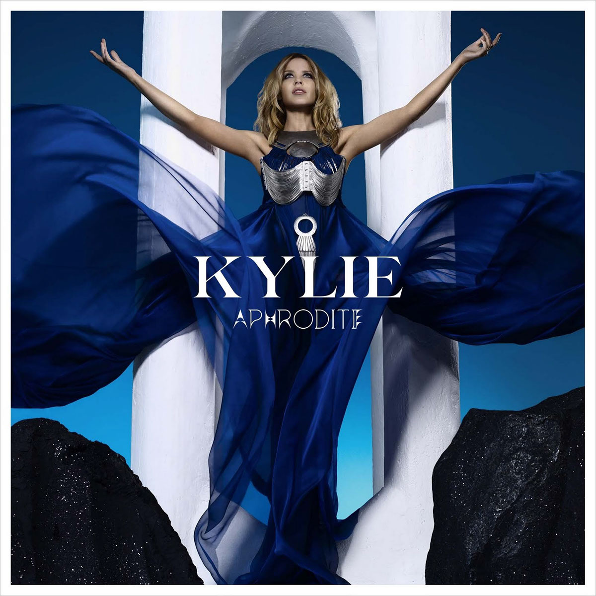 Coldplay Viva La Vida kylie Kylie Minogue Aphrodite grace jones hurricane White Lies ritual Twins The Cheek Just One Night Young Knives Abundance Album cover Phil Crisp