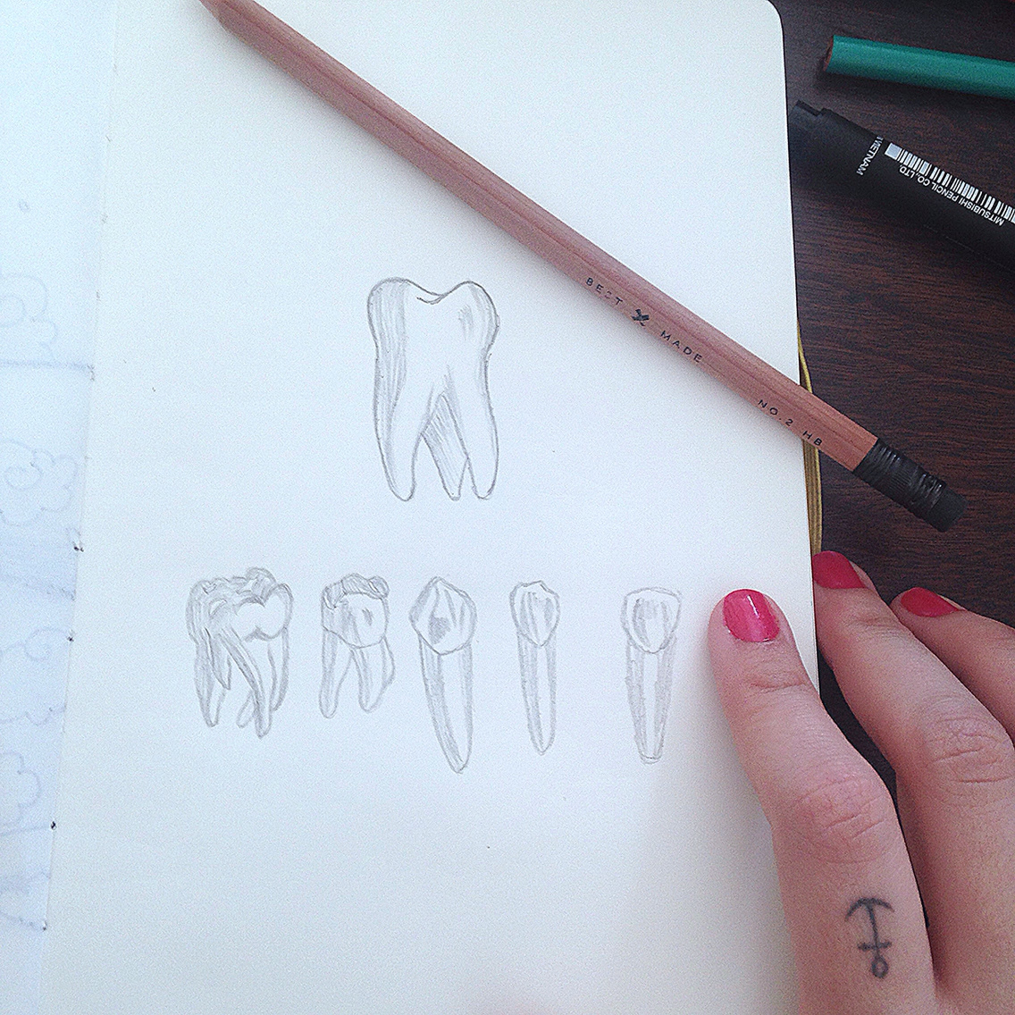 dente Dentes tooth tooths toothtattoo tatoo Skething sketh draw sketchbook moleskine moleskineatria design