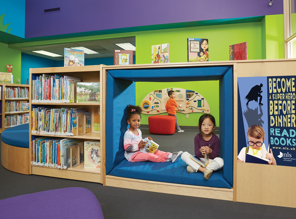 Современная детская библиотека. Мебель для детей в библиотеке. Игровая зона в библиотеке. Мебель в современной детской библиотеке. Children's library