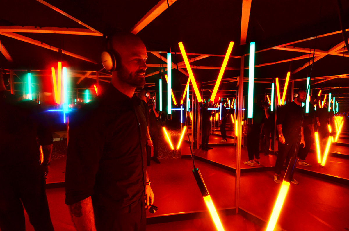 interactive light design labyrinth mirrors Event Nike Olympic Games